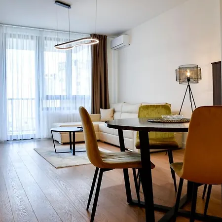 Apartment Lux Waterfront Charm 2